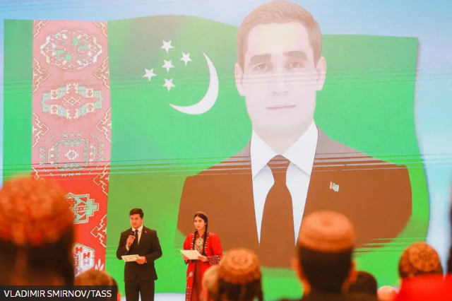 Туркменская диаспора под давлением: как пандемия и стихийные бедствия запустили новую волну гражданской активности — и почему даже за границей активисты остаются без защиты Turkmenistan-ARGA-News